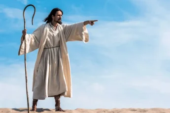 A ideia de Deus - Conscienciando Blog - Consciência em gotas: meu banheiro parece ser um portal, lá tenho as mais recentes ideias que escrevo, andei pensando em como as pessoas pensam deus, andei pensando em como as pessoas sentem deus.